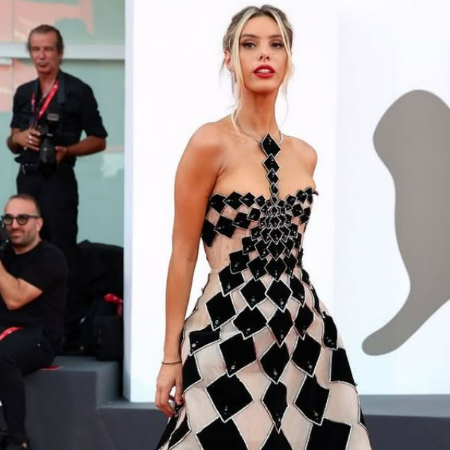  From being a small-time Vine star to becoming an internet celebrity, Lele Pons's rags-to-riches tale is nothing short of motivational. 